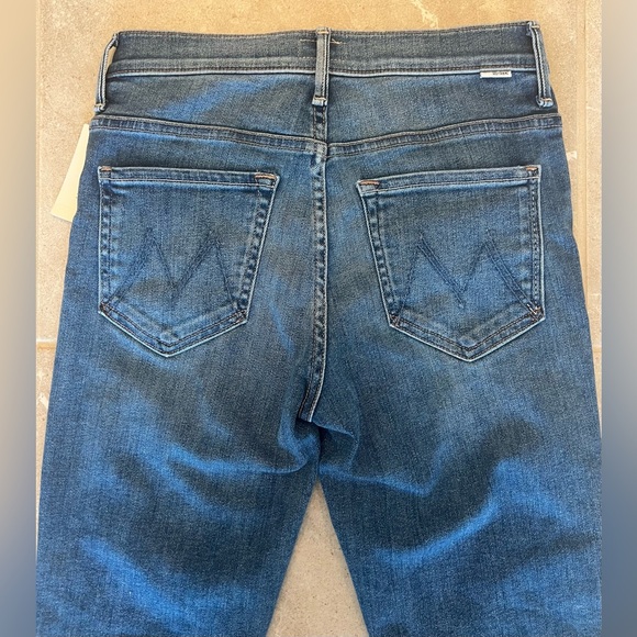 MOTHER The Weekender Fray Jeans From Anthropologie | Size 27 Womens NWT - Picture 9 of 16